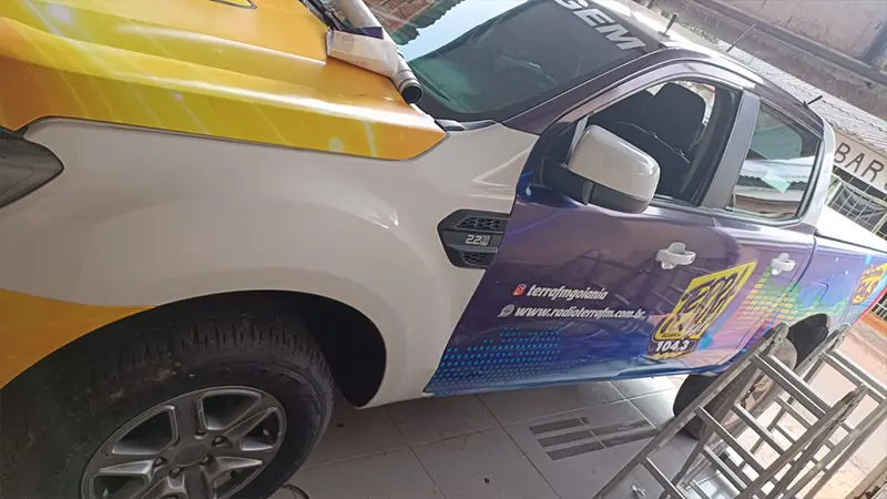 Plotagem de veículo 7